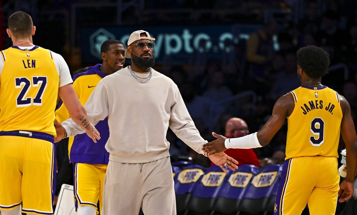 开云体育官网-中国羽毛球队碾压泰国羽毛球队，安赛龙统治全场