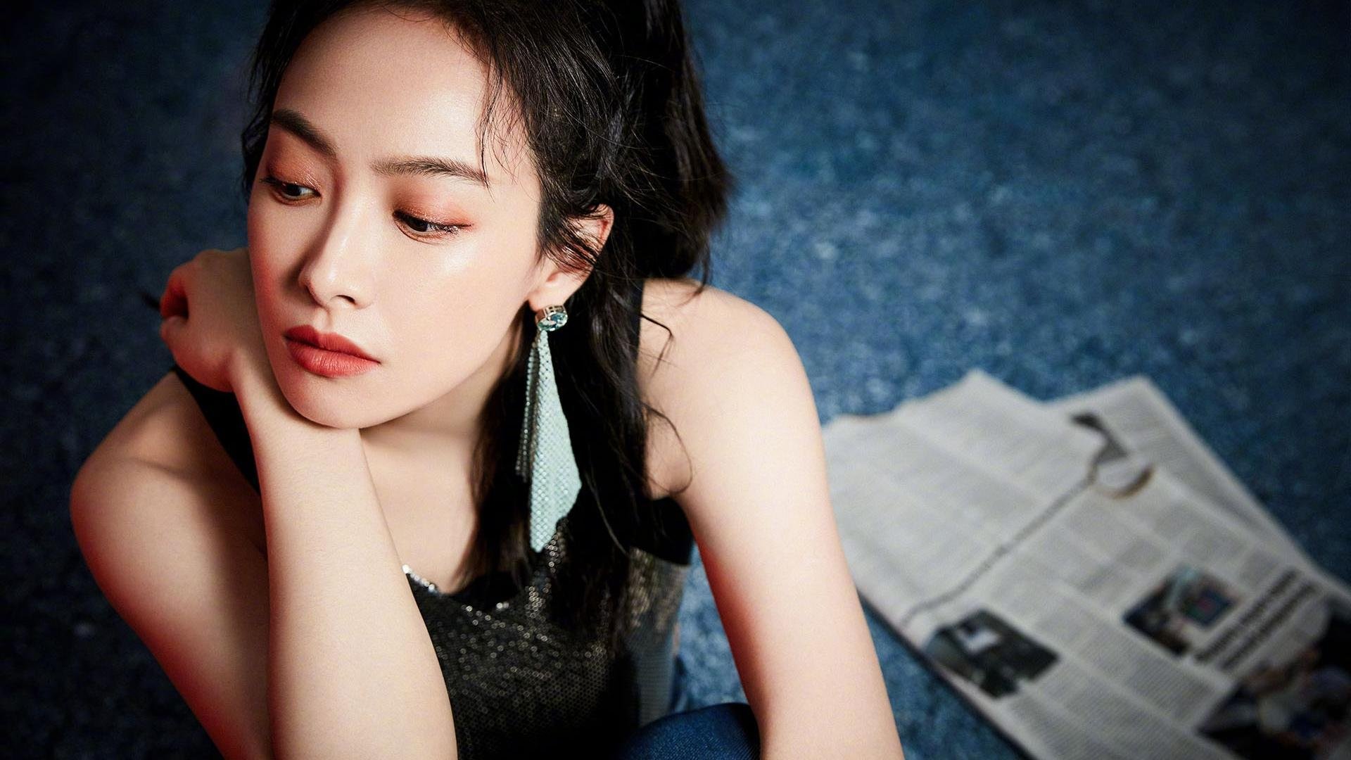 神祇归位！伊布弧线绝杀撕裂防线，冰岛1-0伊拉克夺小组头名